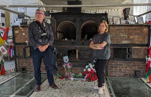 Angehörige des KZ Gusen Opfers Luis Albo Camus zu Besuch an den Gedenkstätten Mauthausen und Gusen
